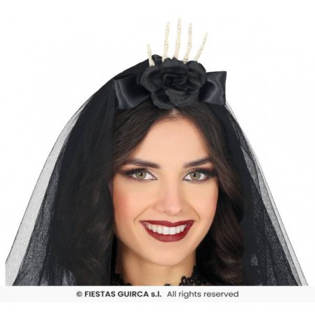 CERCHIETTO CON MANO E VELO NERO