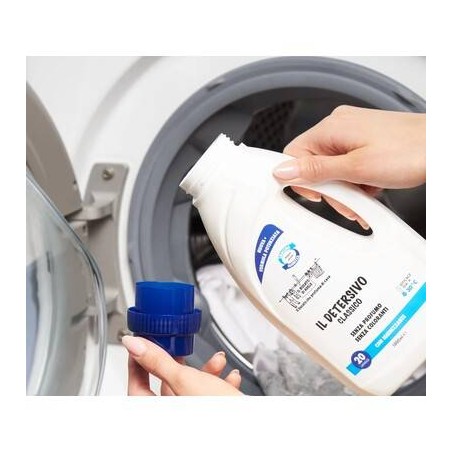 DETERSIVO CLASSICO CON IGIENIZZANTE 1000ml IL BUCATO DI ADELE