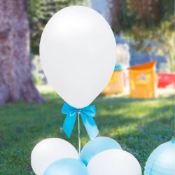 PALLONCINI BIANCO PERLA + FIOCCHI SATIN AZZURRO 4pz