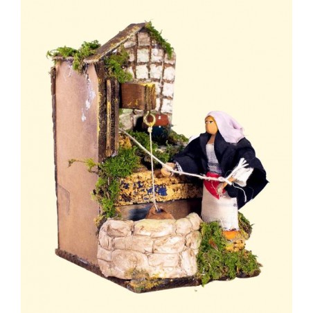 DONNA AL POZZO 8cm MOVIMENTO 9x14x16cm