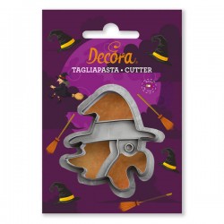 TAGLIAPASTA BEFANA-STREGA 8x2,2cm DECORA