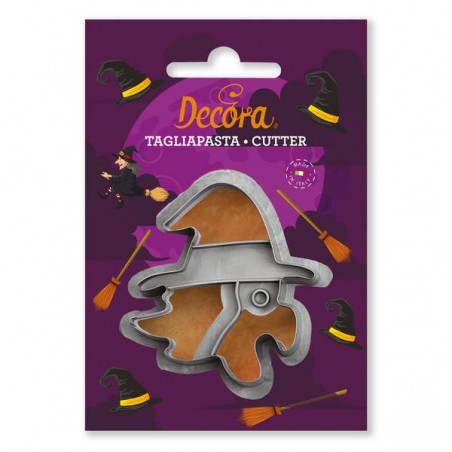 TAGLIAPASTA BEFANA-STREGA 8x2,2cm DECORA