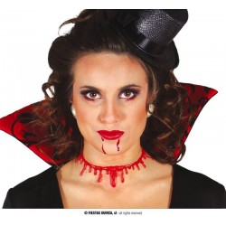 CICATRICE GOLA TAGLIATA CON SANGUE