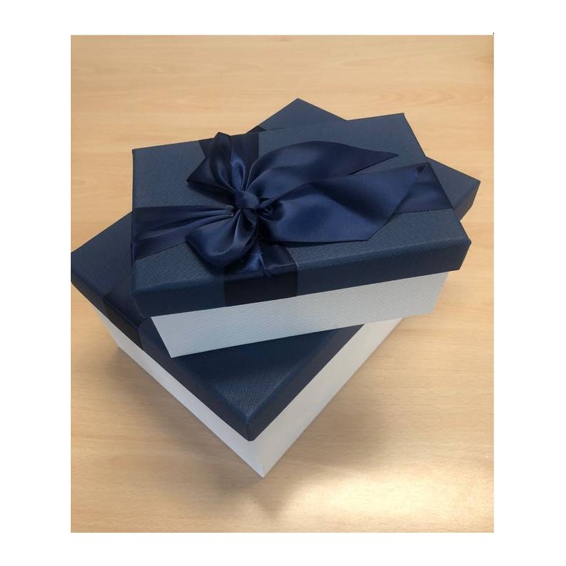 SCATOLA REGALO RETTANGOLARE CON FIOCCO BLU 7/10 22x30x13,8cm